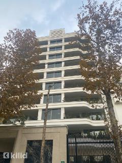 آپارتمان 250 متری صاحبقرانیه 50 متر حیاط اختصاصی در طبقات