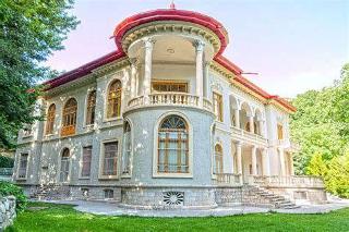 بنای سلطنتی, لوکیشن دیپلماتیک 